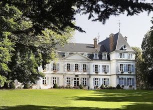 Le groupe Centaurus s’engage dans la réhabilitation du Château de Divonne