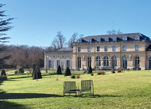 Maison du Val à Saint-Germain-en-Laye (78) : Hôtel champêtre pour clientèle citadine